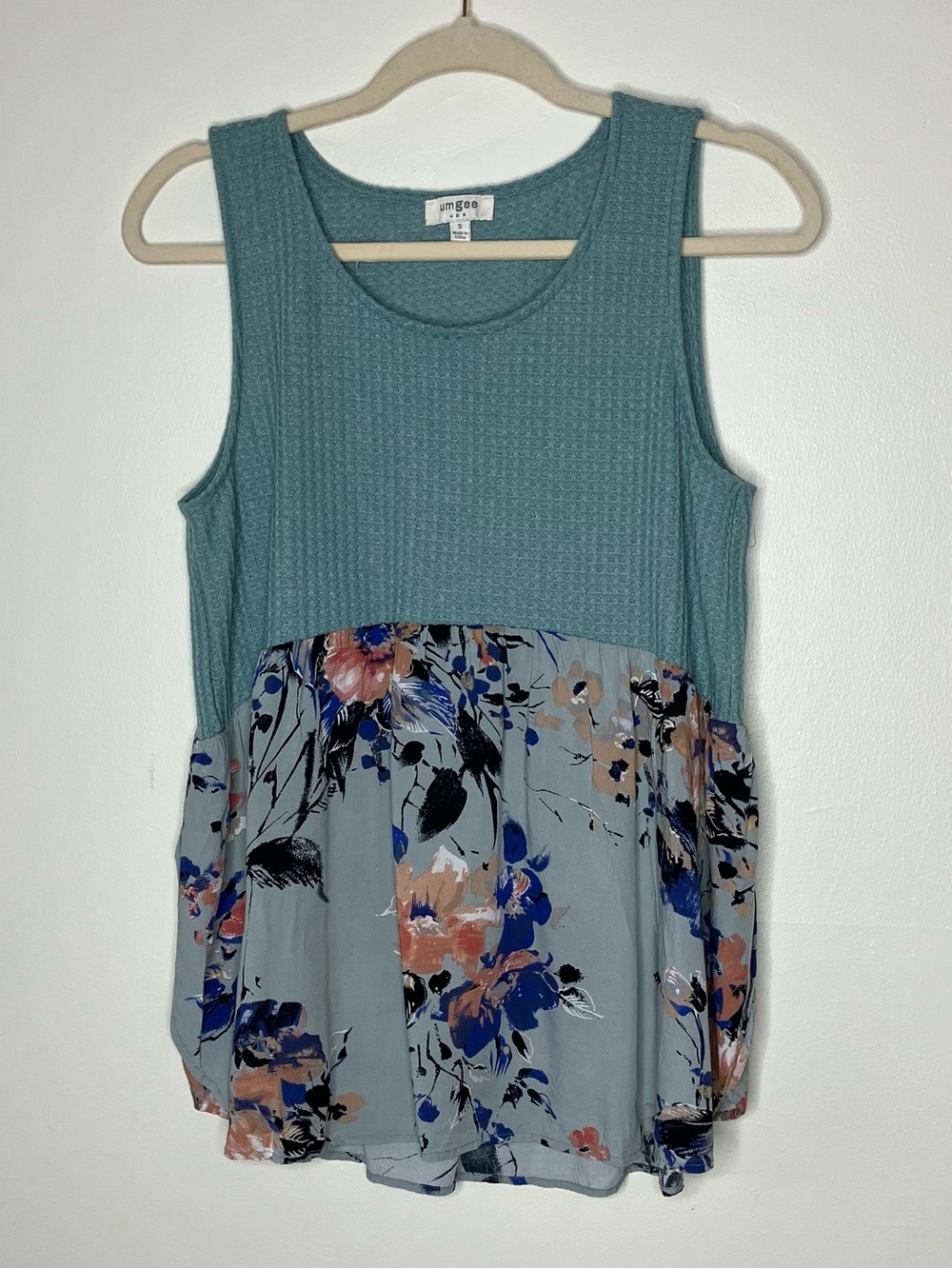 Umgee waffle knit mixed media blue floral boho tank top S